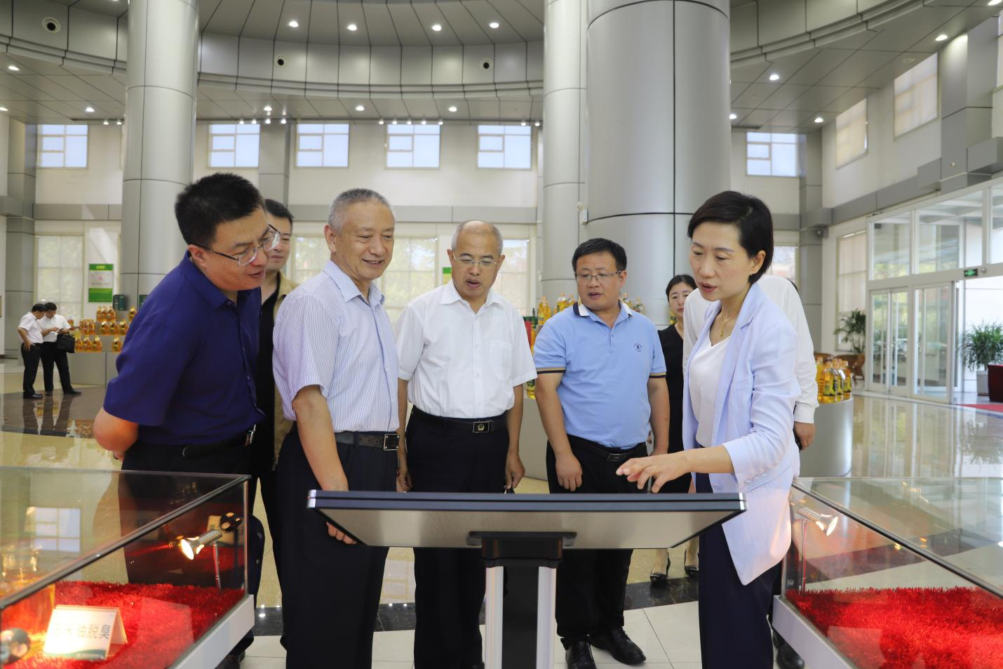 山東省市場監(jiān)管局來山東三星集團開展認證認可檢驗檢測工作調(diào)研