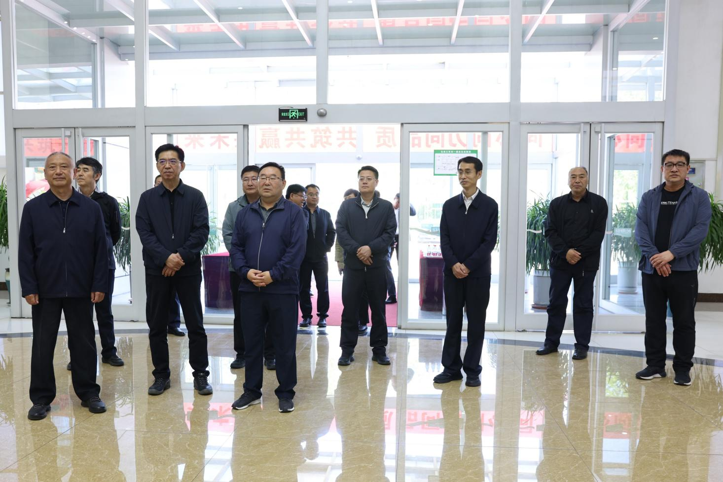 通遼市人大調(diào)研組來山東三星集團(tuán)調(diào)研