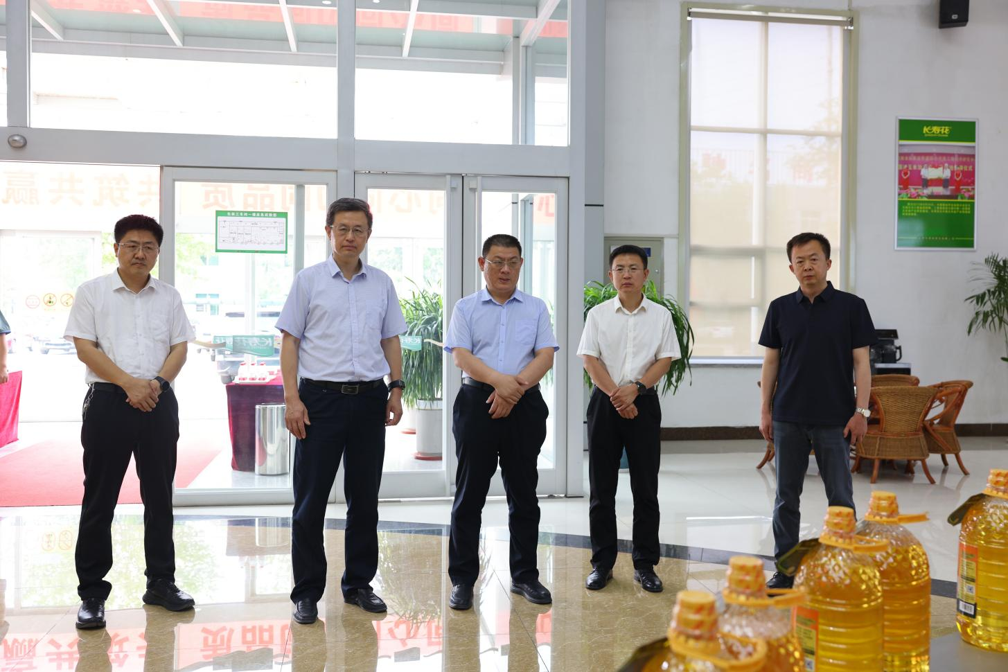 濱州市工信局黨組副書記、二級調(diào)研員厲明來山東三星集團(tuán)調(diào)研