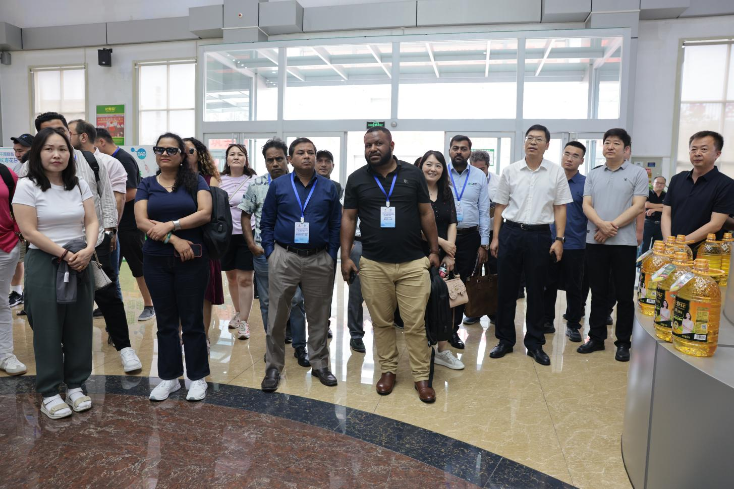 “一帶一路”國家企業(yè)安全可持續(xù)發(fā)展能力建設(shè)研修班來山東三星集團(tuán)學(xué)習(xí)考察