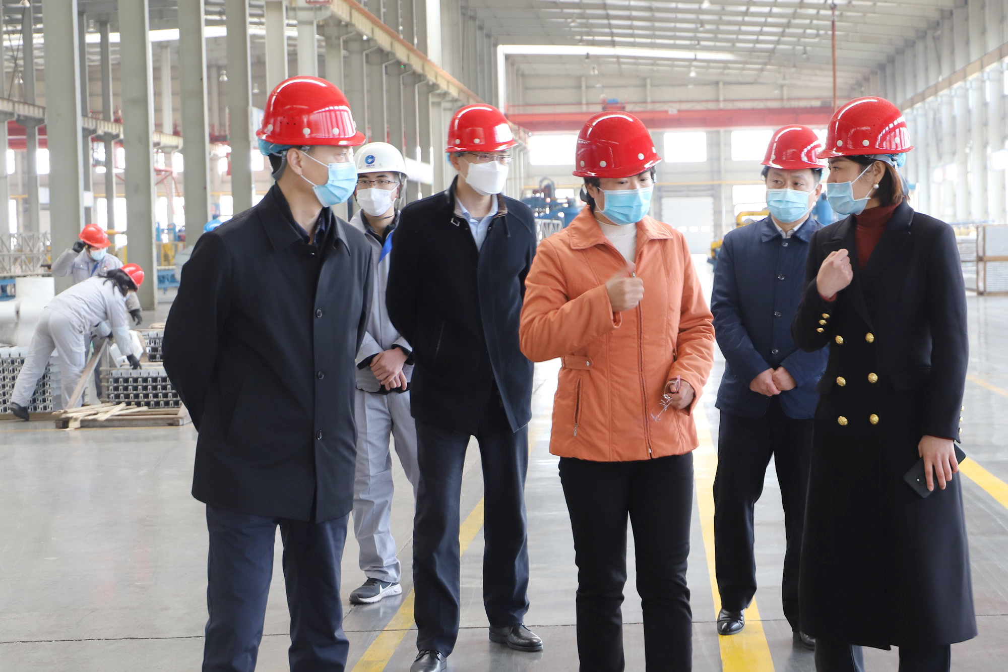 鄒平市委常委、宣傳部部長、統(tǒng)戰(zhàn)部部長鄭紅麗 來山東三星集團(tuán)督導(dǎo)疫情防控、復(fù)工復(fù)產(chǎn)工作